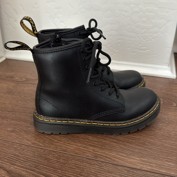Dr. Martens Black Lace-Up Boots with Yellow Stitching - Size 13 - Picture 1 of 10